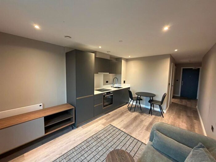 1 Bedroom Apartment To Rent In Springwell Gardens, Whitehall Road, Leeds City Centre, LS12