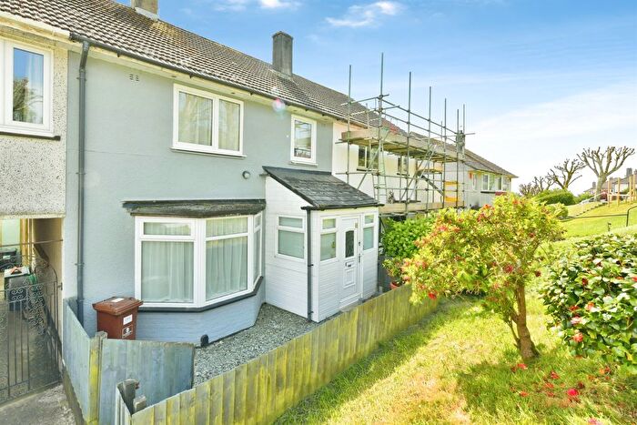 3 Bedroom Terraced House For Sale In Brentford Avenue, Plymouth, PL5