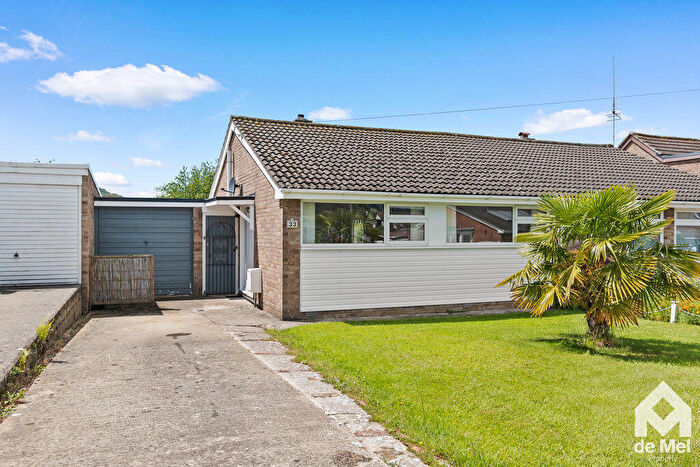 2 Bedroom Bungalow For Sale In Willow Road, Charlton Kings, Cheltenham, GL53
