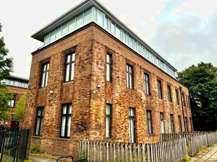 1 Bedroom Apartment To Rent In The Point, Ashton Under Lyne, OL6