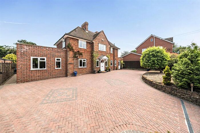 4 Bedroom Detached House For Sale In West Coker Road, Yeovil, BA20