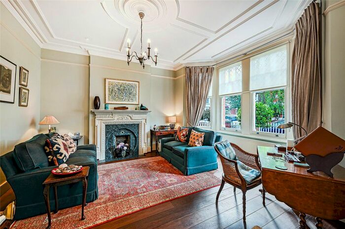 6 Bedroom Semi-Detached House To Rent In Foster Road, Chiswick, London, W4