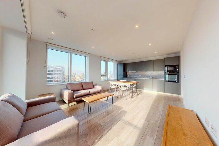 2 Bedroom Flat To Rent In New Lion Way, London, SE17