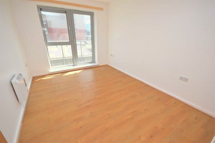 2 Bedroom Apartment To Rent In Low Street, Sunderland, SR1