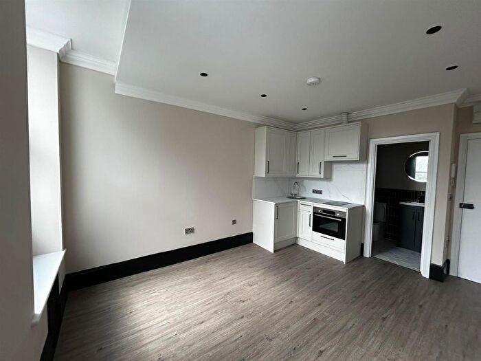 Studio To Rent In Belvedere Terrace, Brighton, BN1