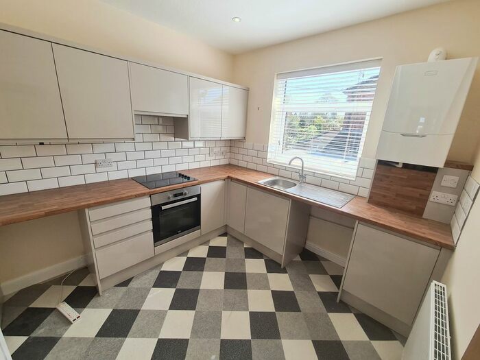 2 Bedroom Flat To Rent In Boroughbridge Road, York, YO26