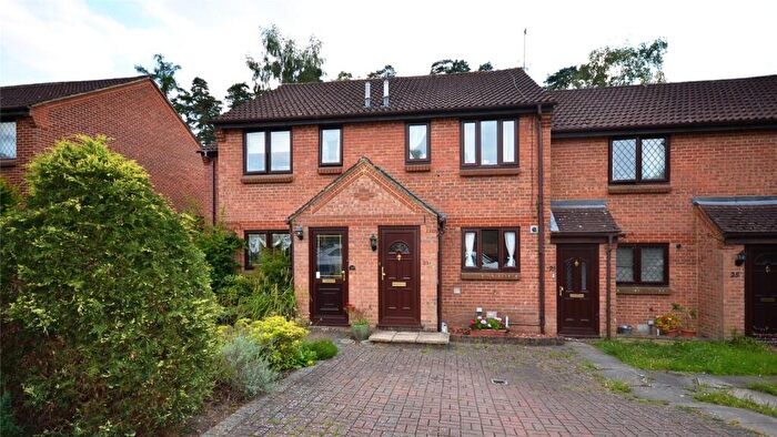 2 Bedroom House For Sale In Upavon Gardens, Bracknell, Berkshire, RG12