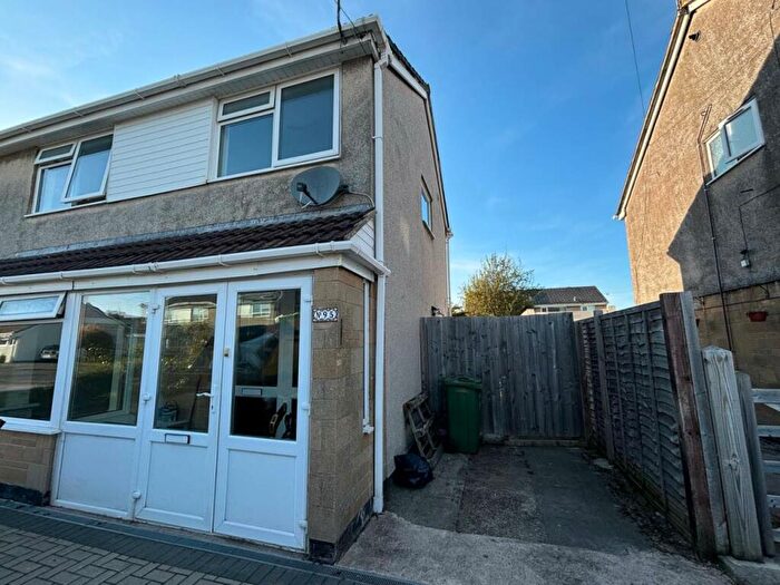 3 Bedroom House To Rent In Mendip Avenue, Worle, Weston-super-Mare, BS22