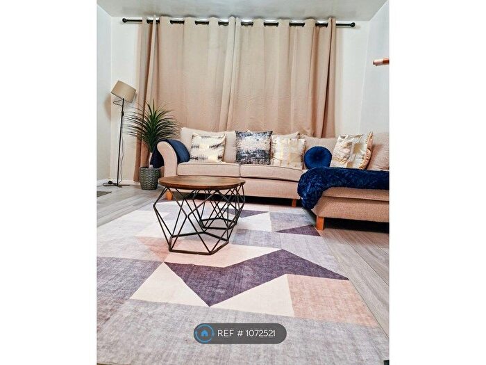 2 Bedroom Flat To Rent In Edith Road, Ramsgate, CT11