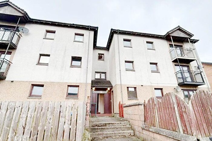 3 Bedroom Flat For Sale In , Calder Glen Courts, Mull, Airdrie, ML6