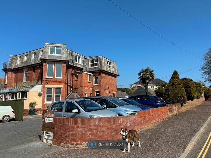 2 Bedroom Flat To Rent In The Moorings, Exmouth, EX8