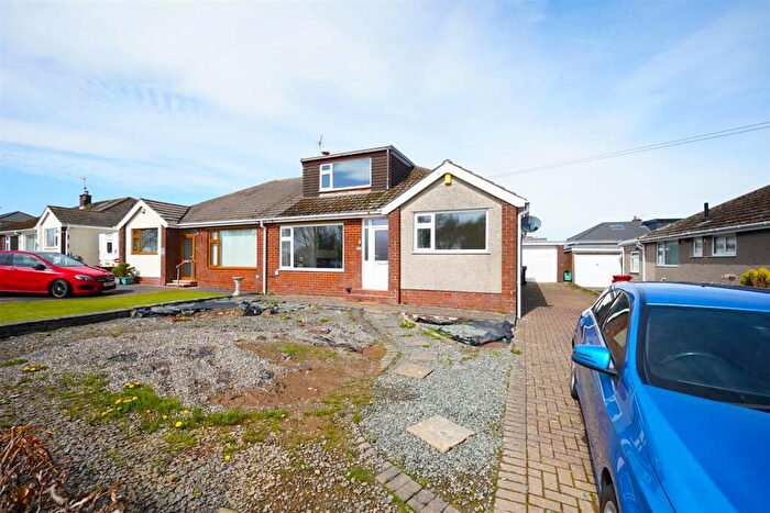 4 Bedroom Semi-Detached Bungalow For Sale In Dalton Lane, Barrow-In-Furness, LA14