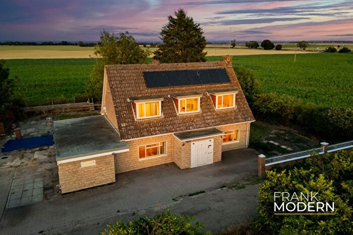 5 Bedroom Detached House For Sale In Wisbech Road, Thorney, PE6