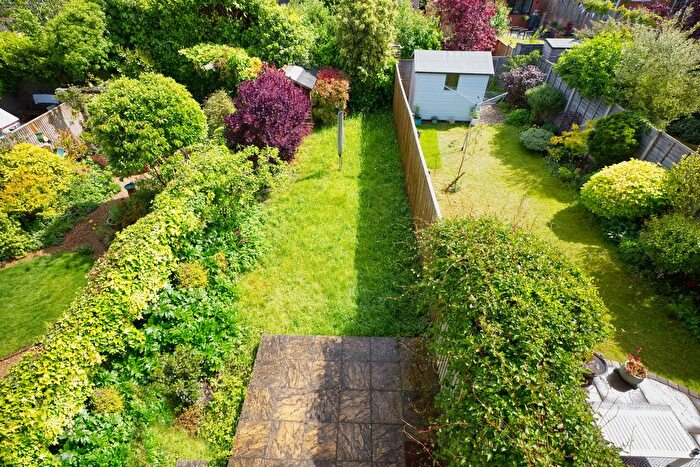 3 Bedroom Semi-Detached House To Rent In Agraria Road, Guildford, GU2