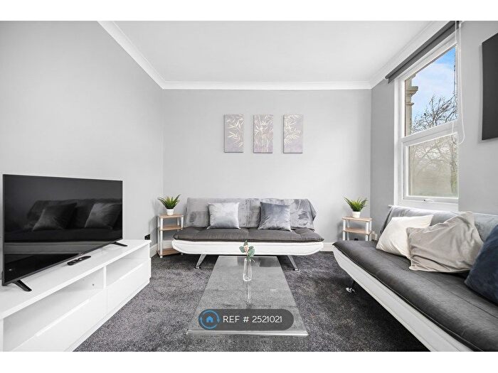 2 Bedroom Flat To Rent In Dames Road, London, E7