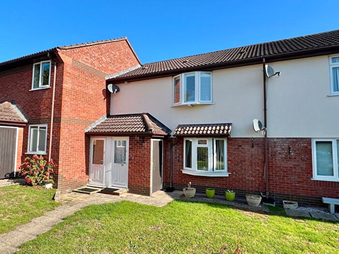 1 Bedroom Property For Sale In Langham Gardens, Taunton - No Chain!, TA1