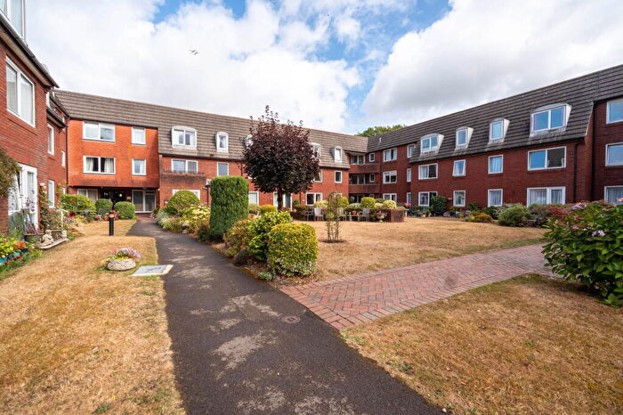 1 Bedroom Serviced Apartments To Rent In Ringwood Road, Ferndown, BH22