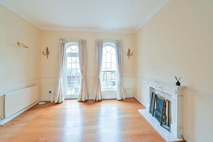 2 Bedroom House To Rent In Rotherhithe Street, Rotherhithe, London, SE16