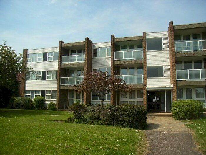 1 Bedroom Property To Rent In Littlehampton Road, Worthing, BN13