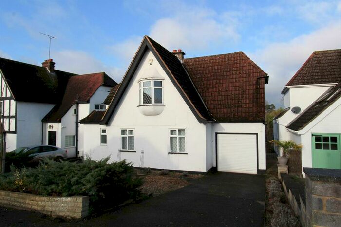 3 Bedroom Detached House To Rent In Syke Ings, Richings Park, SL0