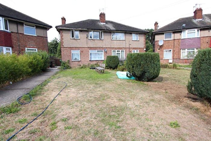 2 Bedroom Flat To Rent In Riverside Gardens, Wembley, HA0