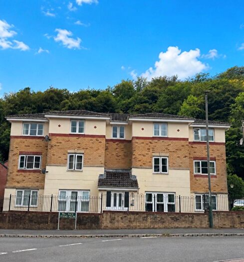 2 Bedroom Flat For Sale In Coed Celynen Drive, Abercarn, NP11