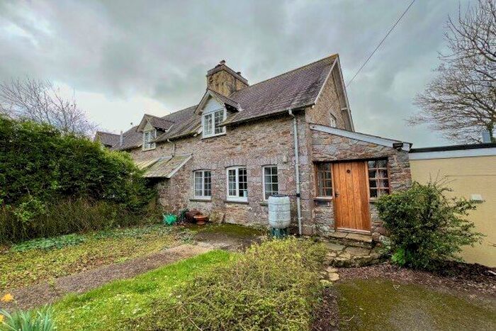 3 Bedroom Cottage To Rent In Combe Cottages, Totnes, TQ9