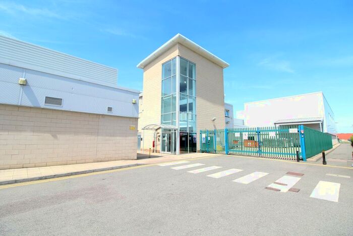 2 Bedroom Maisonette To Rent In Misterton Court, Orton, Peterborough, PE2