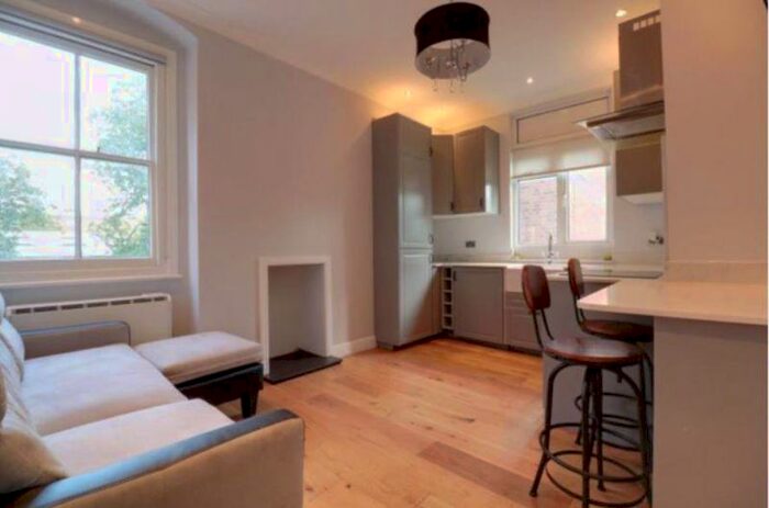 1 Bedroom Flat To Rent In Manor Road, Wallington, SM6