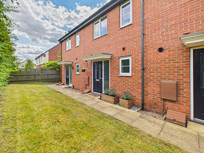 2 Bedroom Terraced House For Sale In Ramson Close, Stenson Fields, DE24