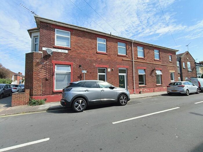 2 Bedroom Apartment To Rent In Fawcett Road, Southsea, PO4