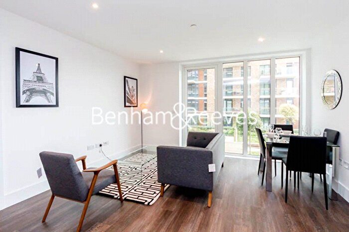 1 Bedroom Flat To Rent In Victory Parade, Plumstead Road, London, SE18