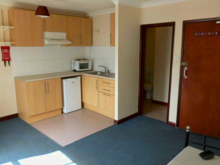 Studio To Rent In Dereham Road, Norwich, NR2