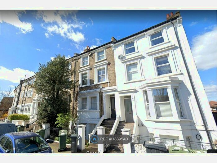 2 Bedroom Flat To Rent In West Dulwich, London, SE21