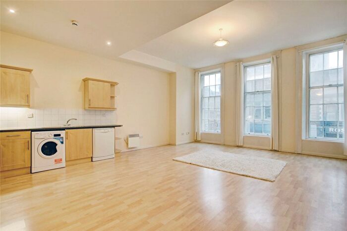 2 Bedroom Flat For Sale In Grainger Street, Newcastle Upon Tyne, Tyne And Wear, NE1