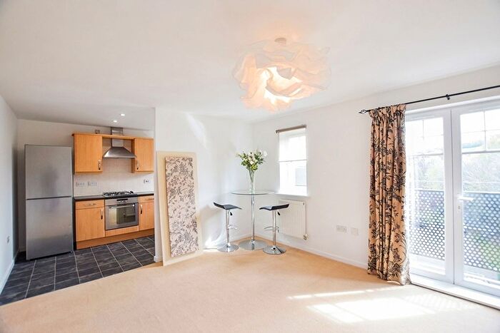 2 Bedroom Flat To Rent In Sanderson Villas, St James Village, Gateshead, NE8