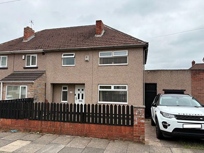 3 Bedroom Semi-detached House For Sale In Avon Close, Thornaby, Stockton-On-Tees, TS17
