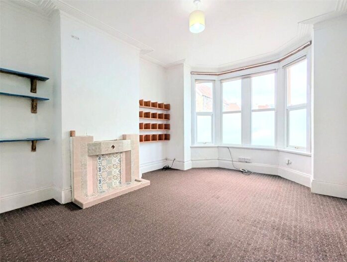 3 Bedroom Terraced House To Rent In Grove Road, Fishponds, Bristol, BS16