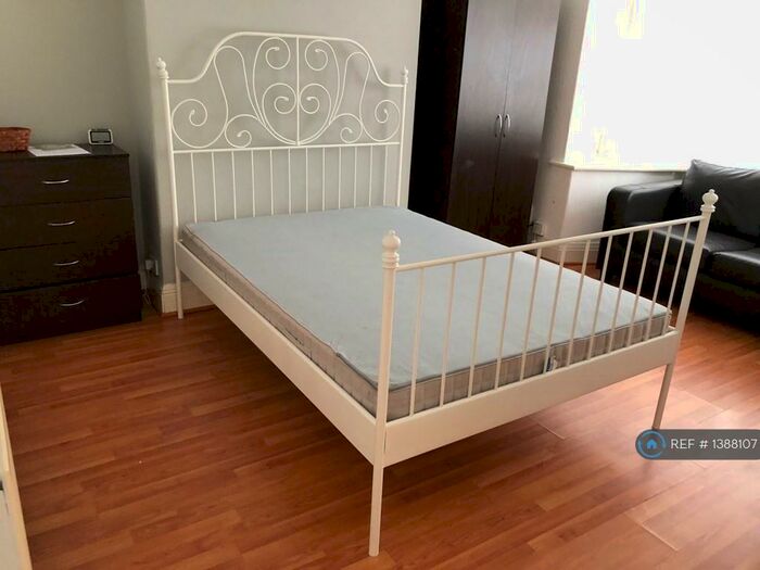 2 Bedroom Flat To Rent In Fenham, Newcastle Upon Tyne, NE5