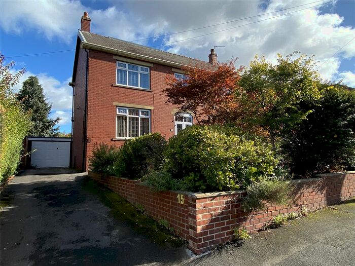 3 Bedroom Detached House To Rent In Trafalgar Street, Batley, WF17
