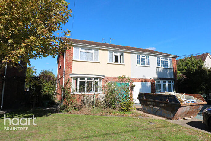 4 Bedroom Semi-Detached House For Sale In Church End, Panfield, CM7