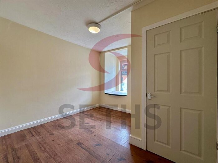 1 Bedroom Flat To Rent In Abbey Street, Market Harborough, Leicestershire, LE16