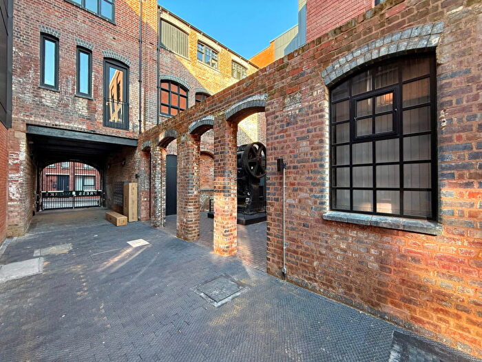 2 Bedroom Apartment For Sale In The Pressworks, Northwood Street, Jewellery Quarter, B3