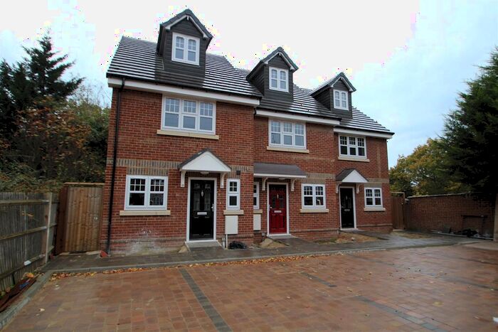 3 Bedroom Terraced House To Rent In Nym Close, Camberley, GU15