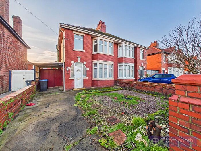 4 Bedroom Semi-Detached House For Sale In St. Lukes Road, FY4