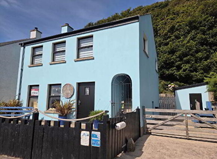 1 Bedroom Detached House For Sale In Commercial Property With One Bedroom Apartment, - Harbour View Cottages, Rathlin Island, BT54