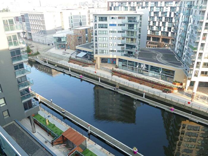 1 Bedroom Flat To Rent In La Salle, Chadwick Street, Leeds, LS10