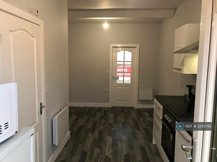 1 Bedroom Flat To Rent In Broad Street, Rotherham, S62