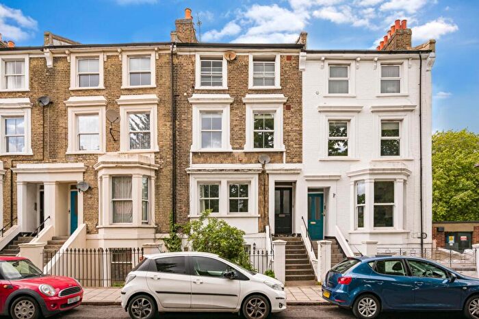 1 Bedroom Flat For Sale In Park Hall Road, Thurlow Park, SE21