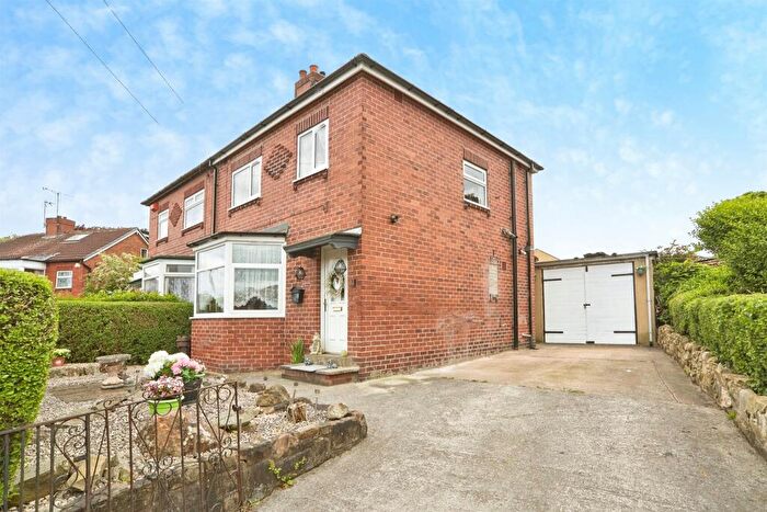 3 Bedroom Semi-Detached House For Sale In Grange Park Road, Leeds, LS8